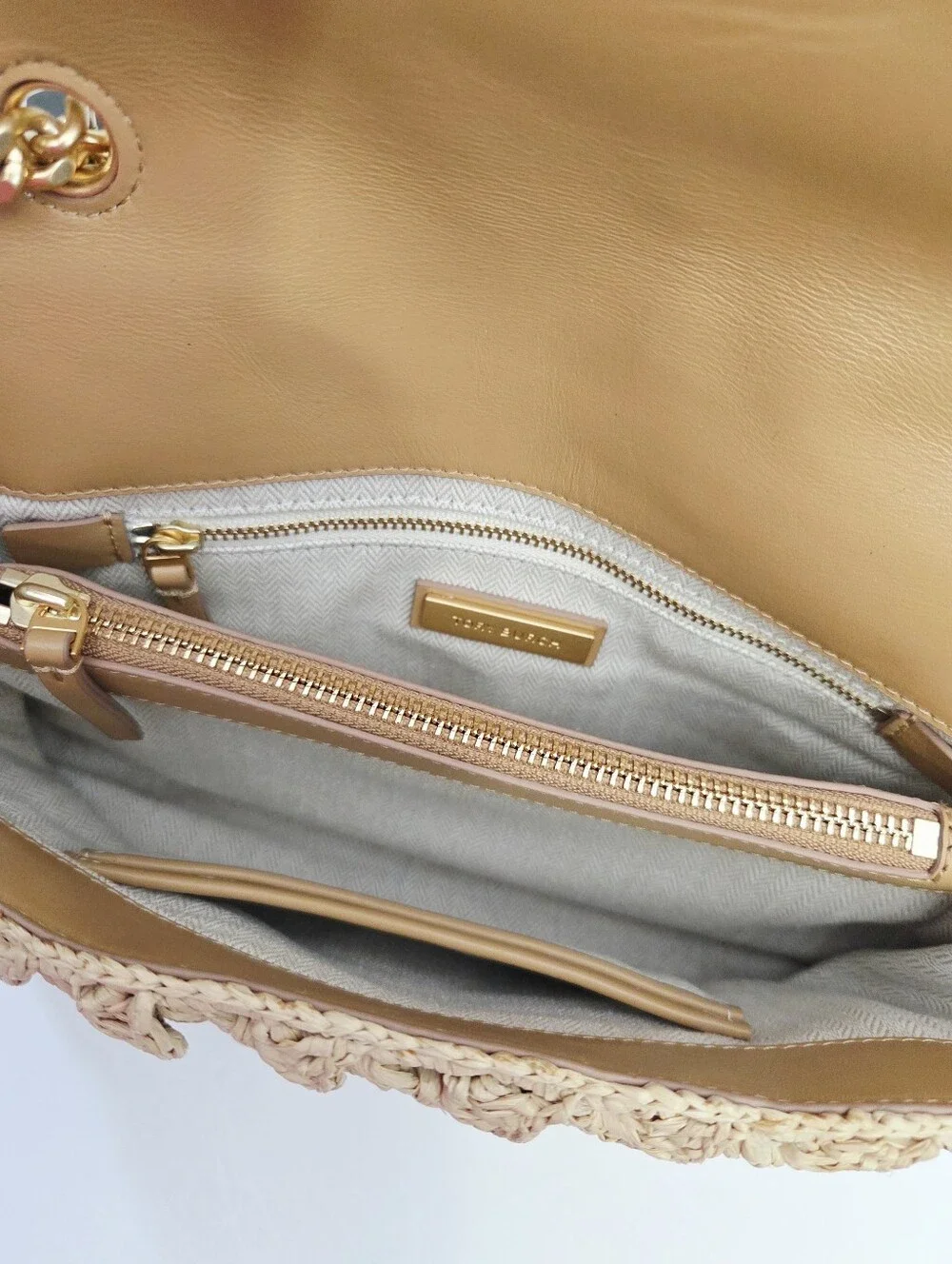LIKE NEW TORY BURCH KIRA CROCHET CONVERTIBLE SHOULDER BAG - NATURAL